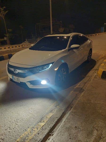 Honda Civic Oriel 2018 16