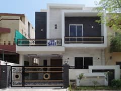 Corner House Available For Sale In Bahria Town Phase 4