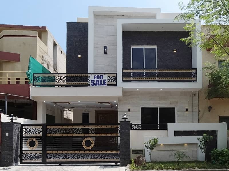 Corner House Available For Sale In Bahria Town Phase 4 0