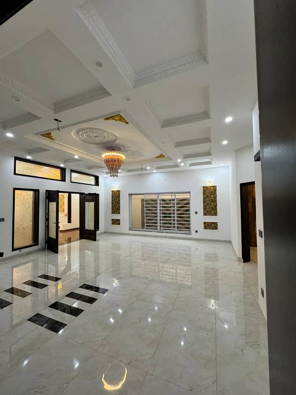 Kanal Brand New Banglow Available For Sale Near By Johar Town. 3