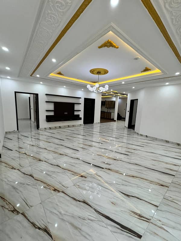 Kanal Brand New Banglow Available For Sale Near By Johar Town. 7