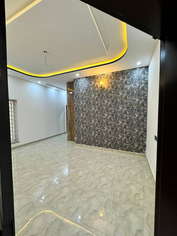 Kanal Brand New Banglow Available For Sale Near By Johar Town. 16