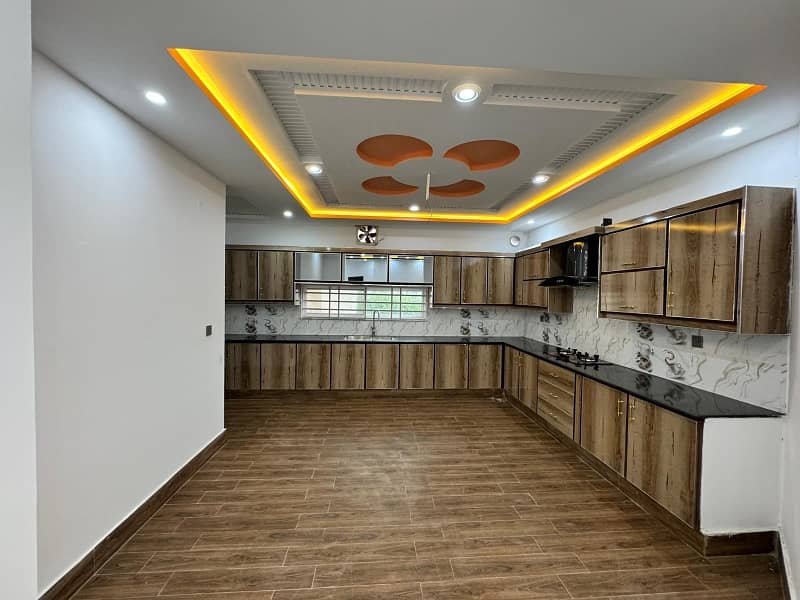 Kanal Brand New Banglow Available For Sale Near By Johar Town. 21