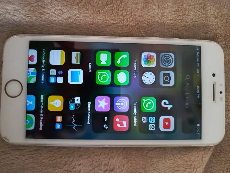 iPhone 6s 32 gb (exchange possible) 1