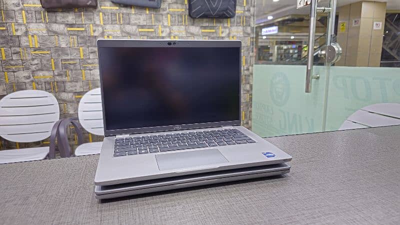 Dell Latitude 5430 Core i5 12th Generation 10 cores 9