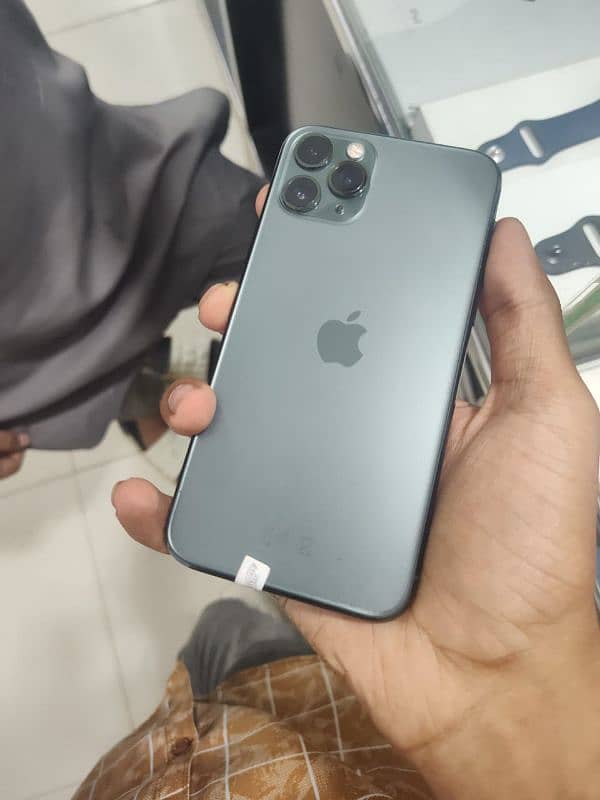 iPhone 11 Pro 1