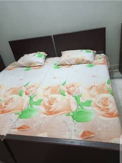 single beds with mattress