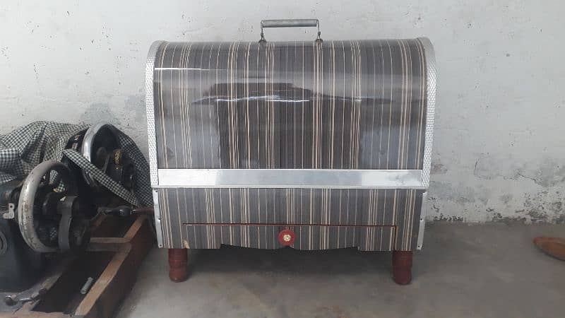 Sewing Machine for Sale 7