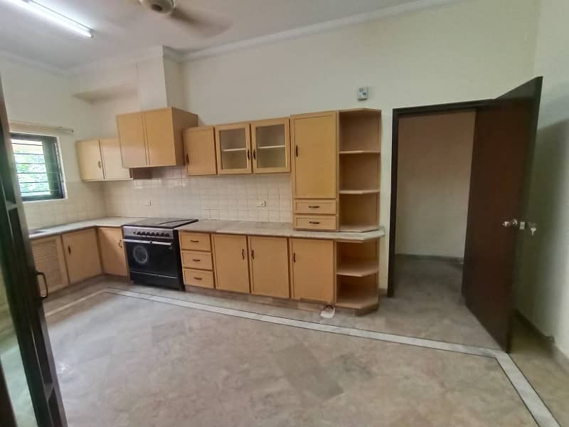 Real Pictures Kanal Upper Portion For Rent In Dha Block S, DHA Phase 2, 2