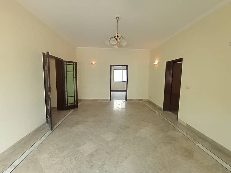 Real Pictures Kanal Upper Portion For Rent In Dha Block S, DHA Phase 2, 3