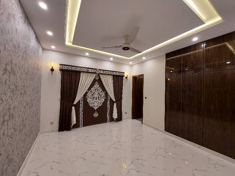 10 MARLA BRAND NEW LUXURY HOUSE FOR SALE IN BAHRIA TOWN LAHORE 11