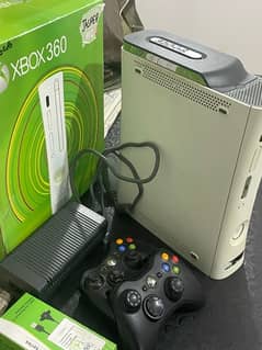 Xbox 360 complete with box