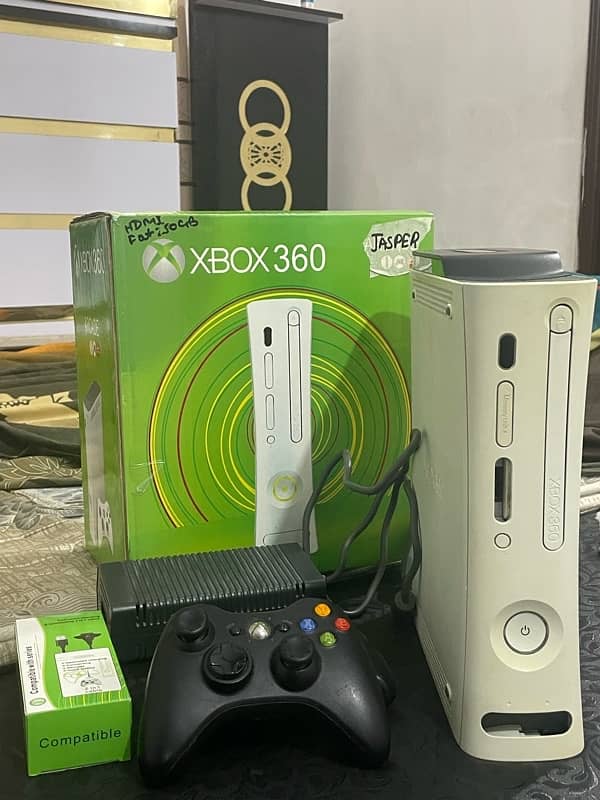 Xbox 360 complete with box 2