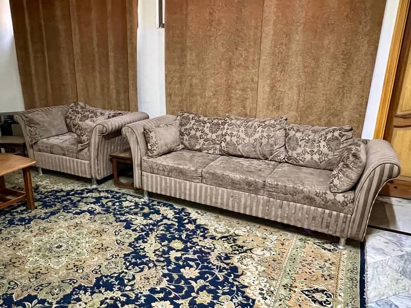 Sofa Set for Sale 0