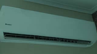 gree 2 ton split ac 10/10 condition