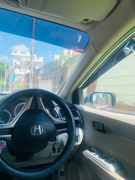 Honda City IVTEC 2018 automatic 3