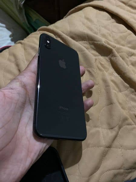 I phone xs max 2