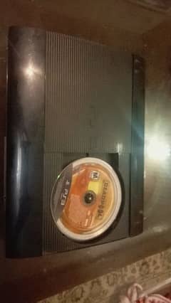 playstation 3 super slim 500gp with 1 game and all accessories