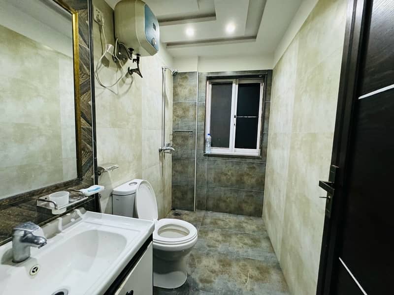 facing effile tower luxuary furnished apartment available rent bahria 5