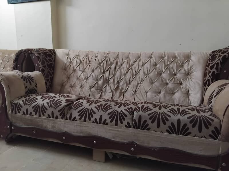 05 seater Sofa set in very Good condition 3