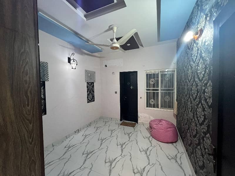 5 Marla 100% ORIGINAL PIC Beautiful House Available For Sale In Johar Town 2