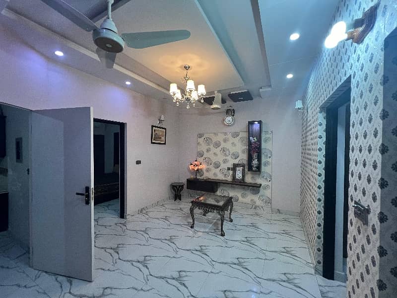 5 Marla 100% ORIGINAL PIC Beautiful House Available For Sale In Johar Town 13