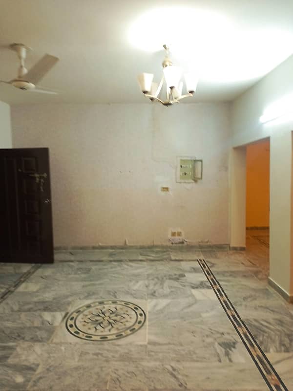 16 Marla open basement 3 bedroom attached mushroom for rent Prime location demand 75000 1