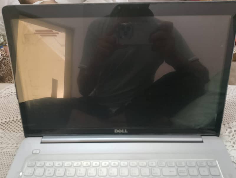 Dell Inspiron 17-7737 Core i7-4500U 17.3" FHD Touch 16GB 8