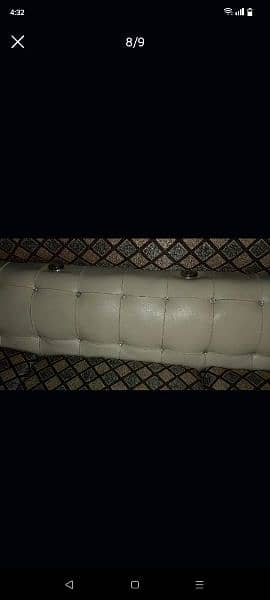 5 seter sofa only space ke waja sa sale kr rha h 0