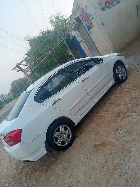 Honda City IVTEC 2017 03062137379 urgent sale need money 11