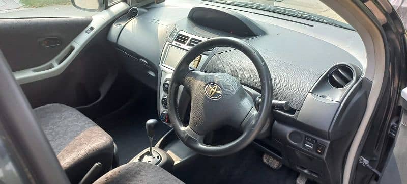 Toyota Vitz 2007 9