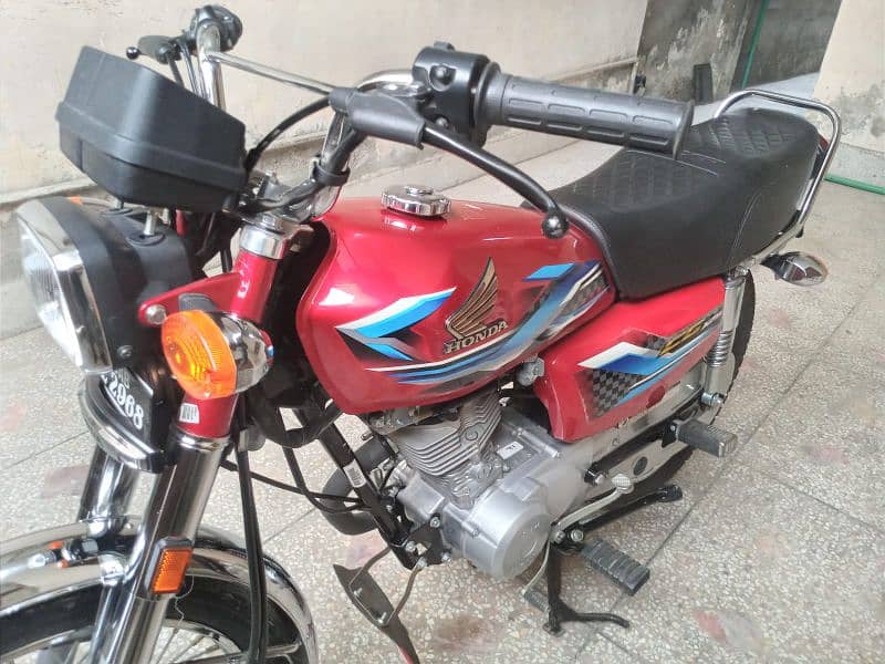 Honda CG 125 2024 Model 3