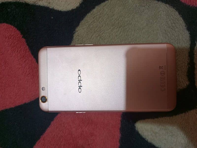 oppo F1s 1