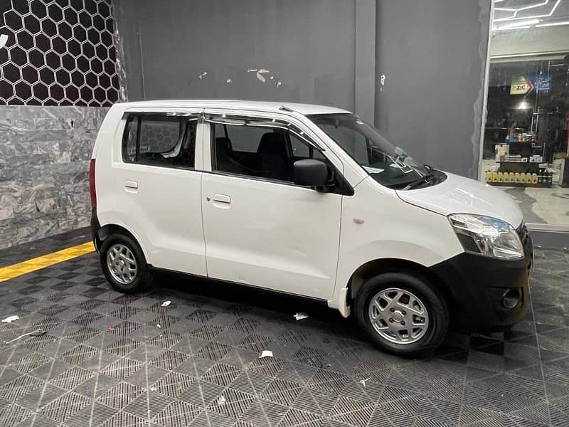 Suzuki Wagon R 2019 4