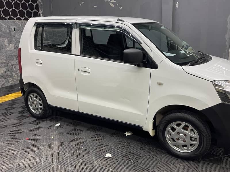 Suzuki Wagon R 2019 5