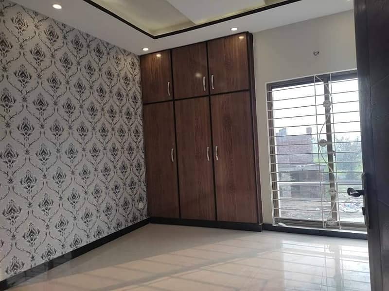 10 Marla House For Rent In Bahria Town Lahore 26