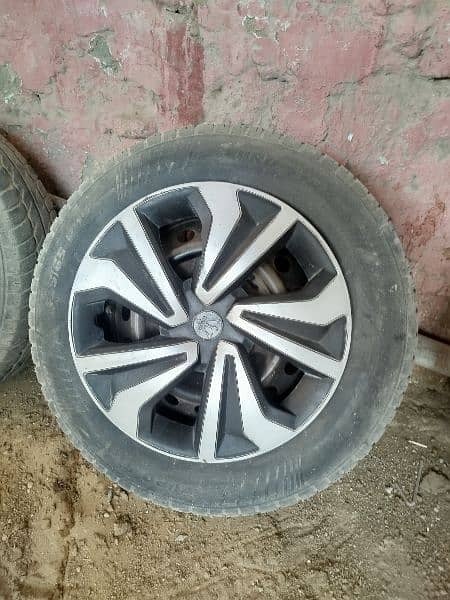 COROLLA GLI TYRES 3