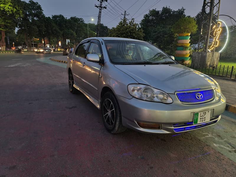 Toyota Corolla SE Saloon 2005 1