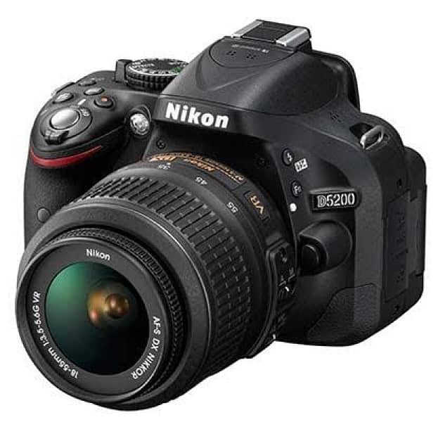 Nikon D 5200 0