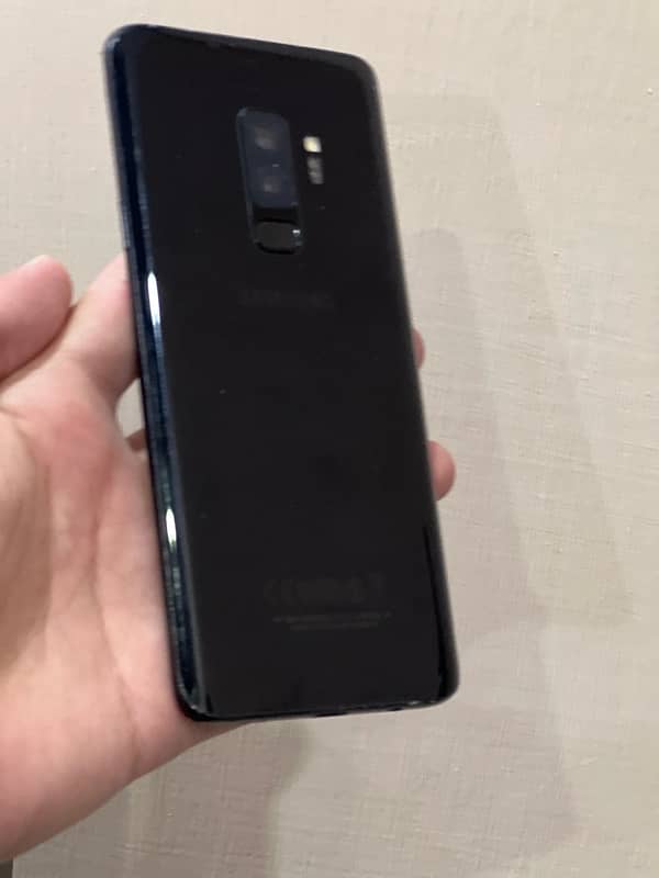 Samsung s9 plus black clur 1