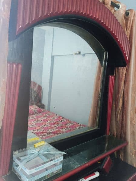 beds for sale with dressing table in good condition 10/8 7