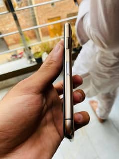 I Phone 11 pro 512Gb Non PTA Ufone Sim working Battery 86%