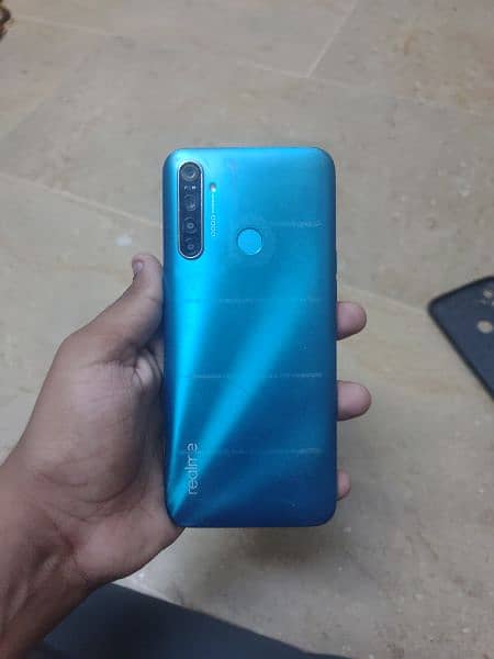 realme 5i 4/64 with box condition 10 /8 1