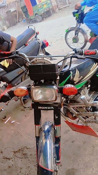 HONDA 125 2014MODL 3