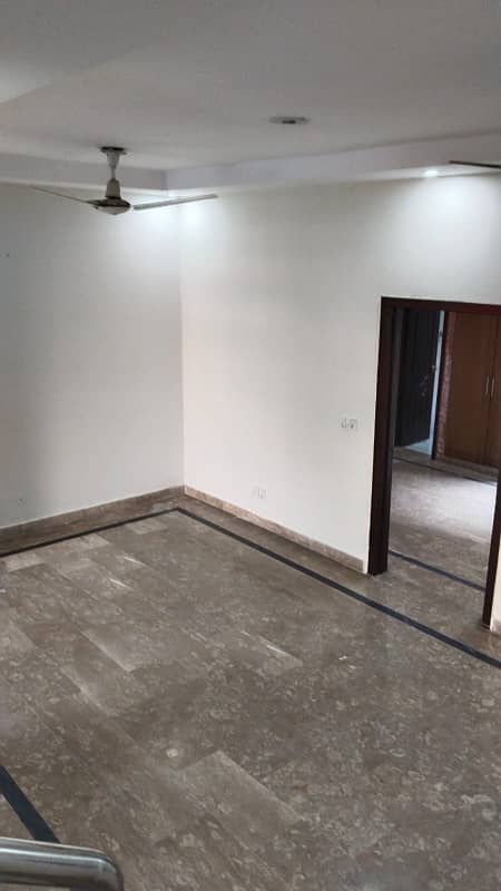 6 Marla House for Rent Paragon City 2