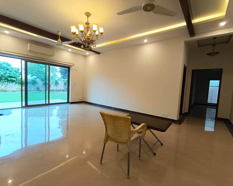 2 Kanal House for Rent in DHA Phase 5 9