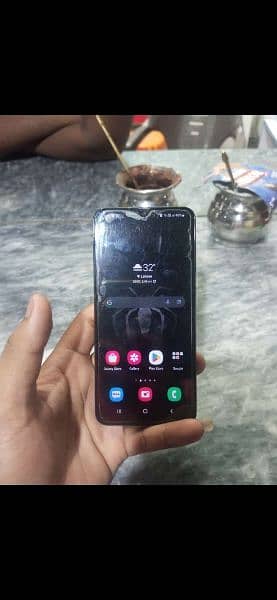 Samsung Galaxy A30 4/64 1