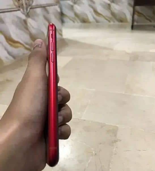 iphone XR GB 64 face I'd ok true ton ok non pta hai  03482683788 3