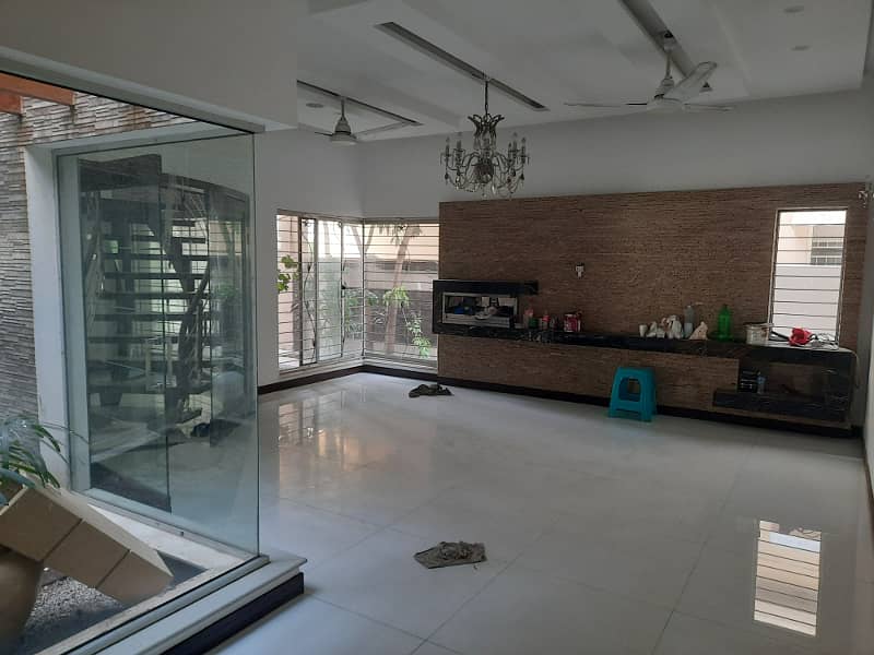 Kanal Slightly used Mazhir Munir Design First floor near to Sports complex 5