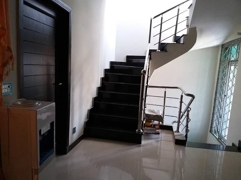 Beautiful 5 marla House for sale Paragon city 7